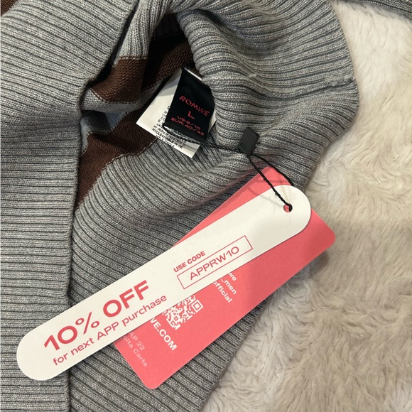 NWT Romwe - V-Neck Gray & Brown Striped Long Sleeve Henley Sweater Large - Picture 6 of 7